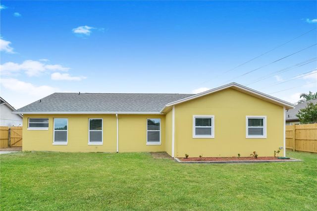 304 SIR LAWRENCE DRIVE, Sanford, FL 32773