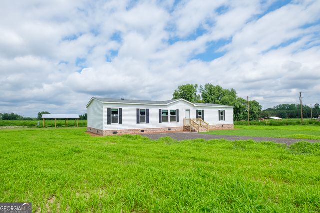444 LB Hall Road, Garfield, GA 30425