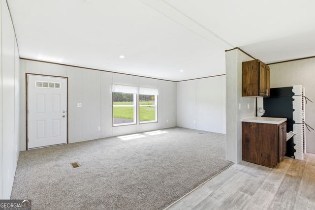 444 LB Hall Road, Garfield, GA 30425