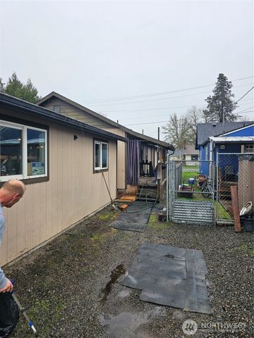 1332 Central Blvd, Centralia, WA 98531