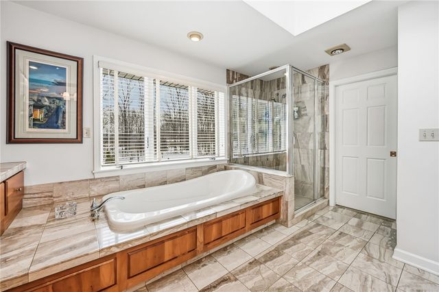 4506 Whippoorwill Drive, Hermitage, PA 16148