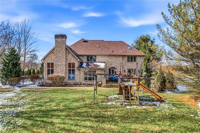 4506 Whippoorwill Drive, Hermitage, PA 16148