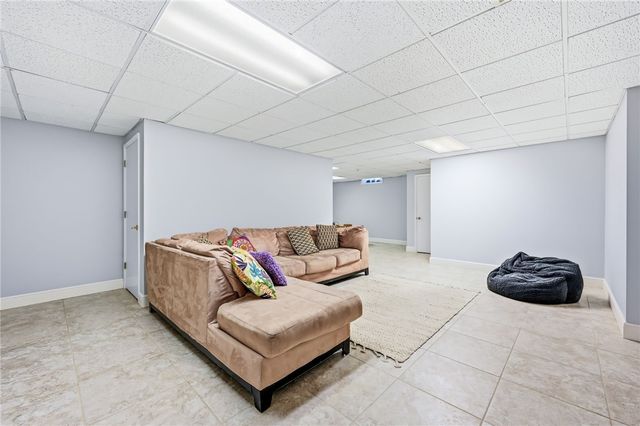 4506 Whippoorwill Drive, Hermitage, PA 16148