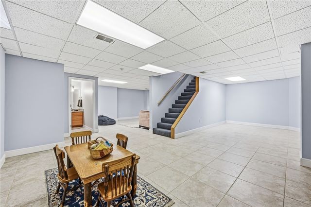 4506 Whippoorwill Drive, Hermitage, PA 16148