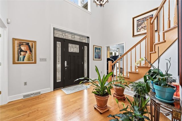 4506 Whippoorwill Drive, Hermitage, PA 16148