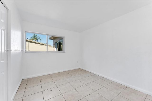 550 NW 17th St, Pompano Beach, FL 33060