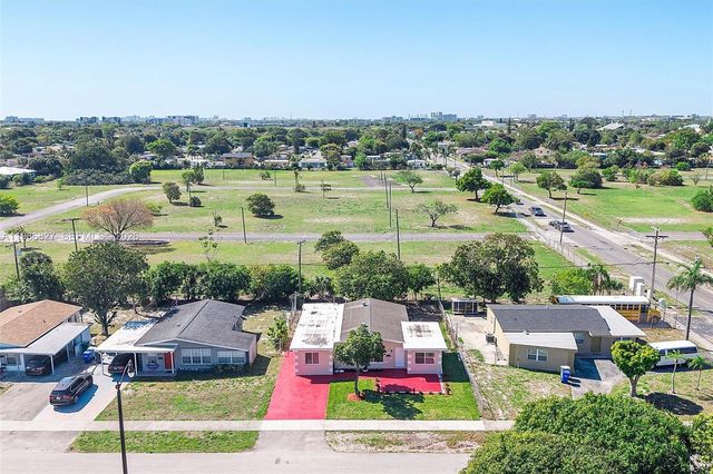 550 NW 17th St, Pompano Beach, FL 33060