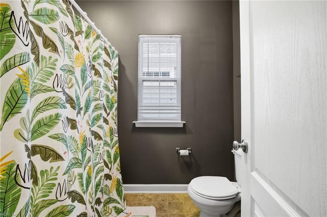 2954 Greenwood DR, Portsmouth, VA 23701