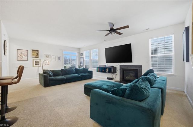 2954 Greenwood DR, Portsmouth, VA 23701