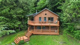 46 Log Cabin Drive, Cambridge, VT 05465
