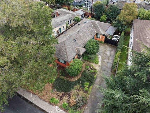 339 Waverley Street, Menlo Park, CA 94025