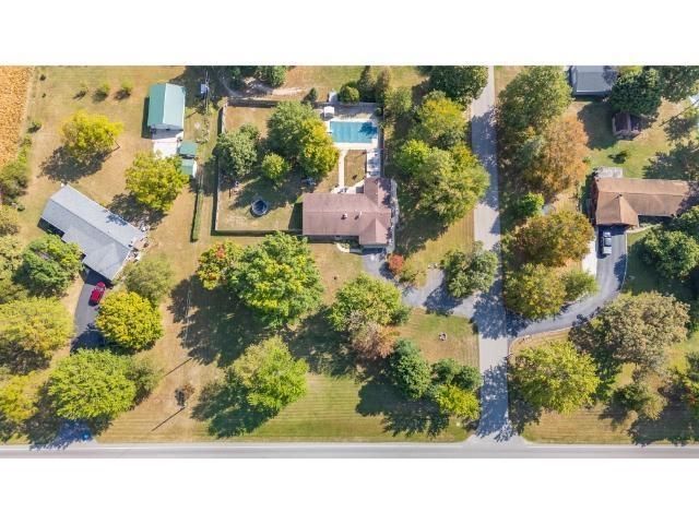 953 Earl Drive, Upland, IN 46989