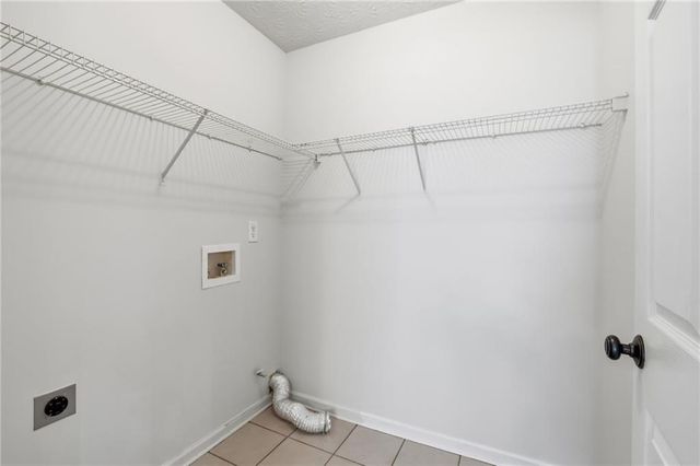317 Hemington Way, Sugar Hill, GA 30518