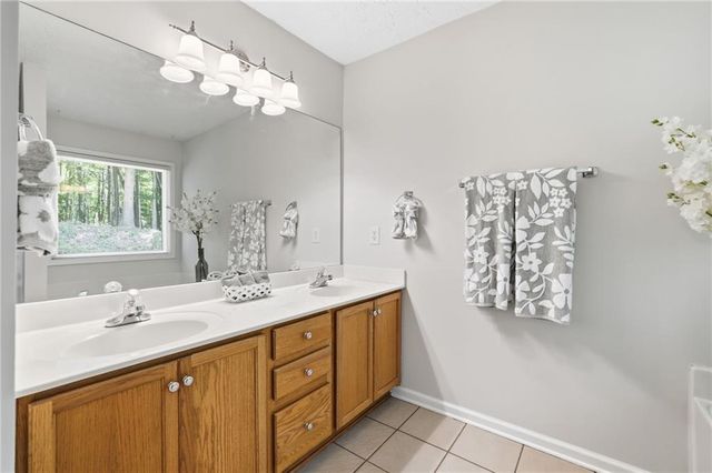 317 Hemington Way, Sugar Hill, GA 30518