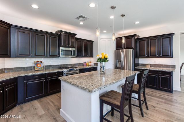13323 W JESSE RED Drive, Peoria, AZ 85383