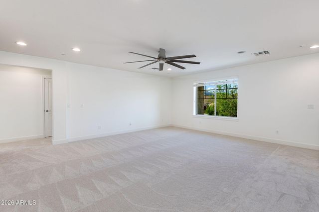 13323 W JESSE RED Drive, Peoria, AZ 85383