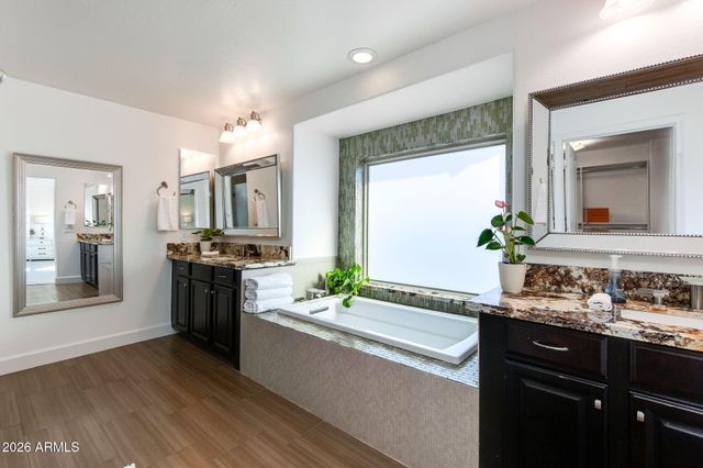 13323 W JESSE RED Drive, Peoria, AZ 85383