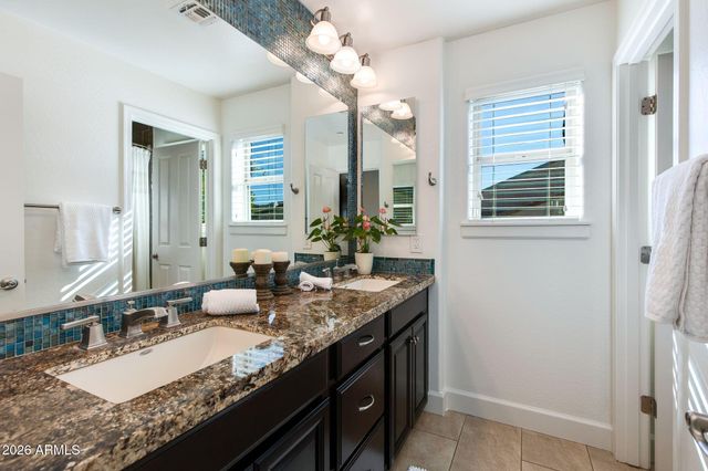 13323 W JESSE RED Drive, Peoria, AZ 85383