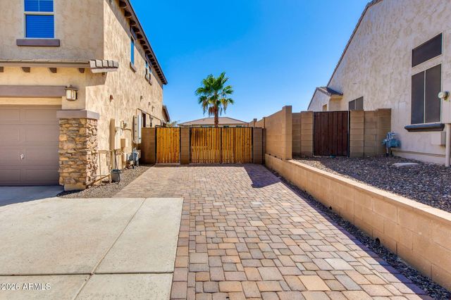 13323 W JESSE RED Drive, Peoria, AZ 85383