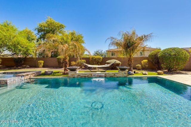 13323 W JESSE RED Drive, Peoria, AZ 85383