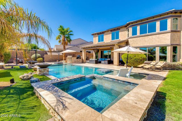 13323 W JESSE RED Drive, Peoria, AZ 85383
