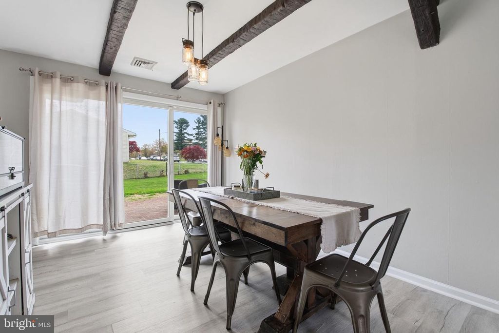 Image 12 of property listing at 8607 MIDI AVE, Baltimore, MD 21234