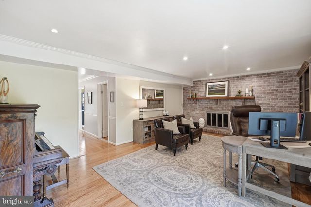 15108 CENTERGATE DR, Silver Spring, MD 20905