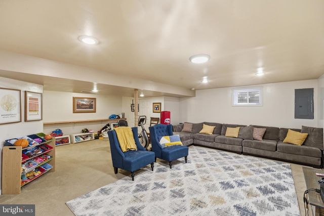 15108 CENTERGATE DR, Silver Spring, MD 20905