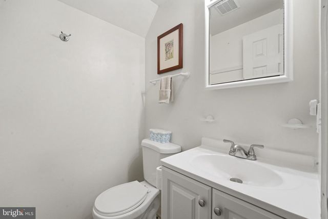 15108 CENTERGATE DR, Silver Spring, MD 20905