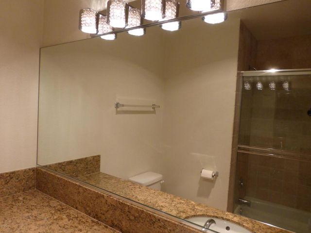4720 Park Granada 210, Calabasas, CA 91302