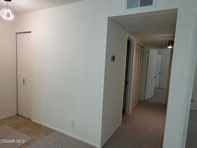 4720 Park Granada 210, Calabasas, CA 91302
