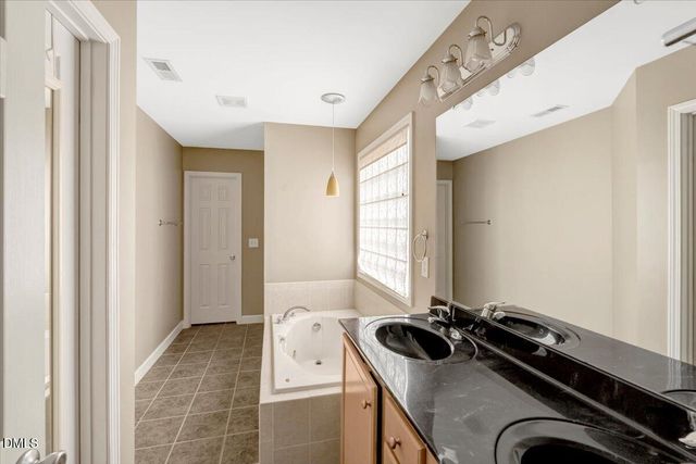 6021 Four Townes Lane, Raleigh, NC 27616