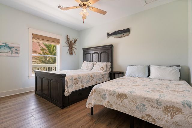 2585 Tide Drive, Crystal Beach, TX 77650