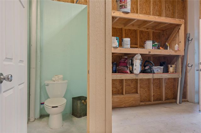 2585 Tide Drive, Crystal Beach, TX 77650