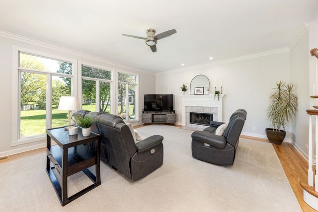1407 Grommon Road, Naperville, IL 60564