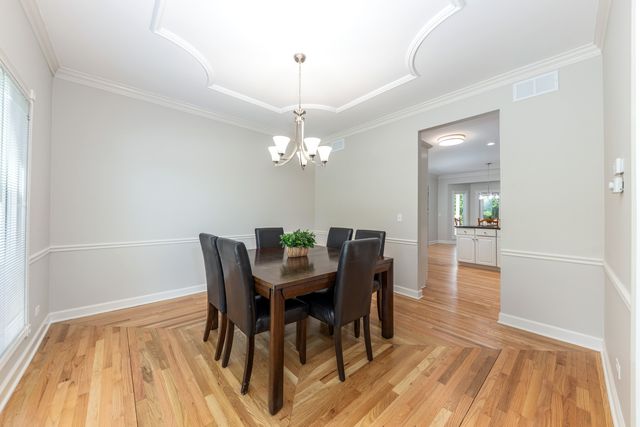 1407 Grommon Road, Naperville, IL 60564