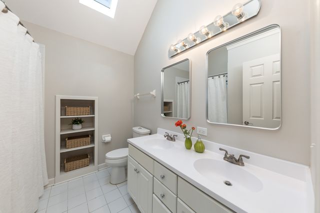 1407 Grommon Road, Naperville, IL 60564