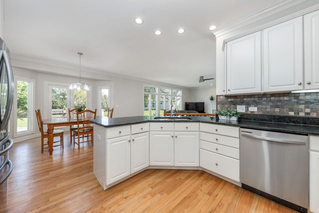 1407 Grommon Road, Naperville, IL 60564