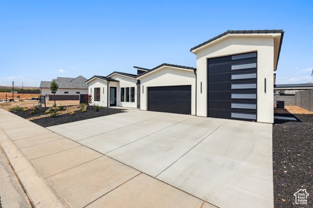 1980 S BLOSSOM WAY, Hurricane, UT 84737