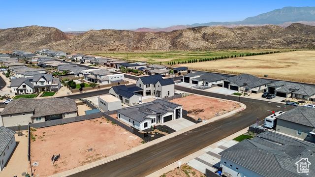 1980 S BLOSSOM WAY, Hurricane, UT 84737