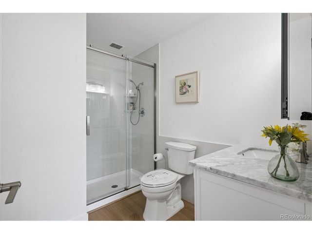 615 S Alton Way 10D, Denver, CO 80247