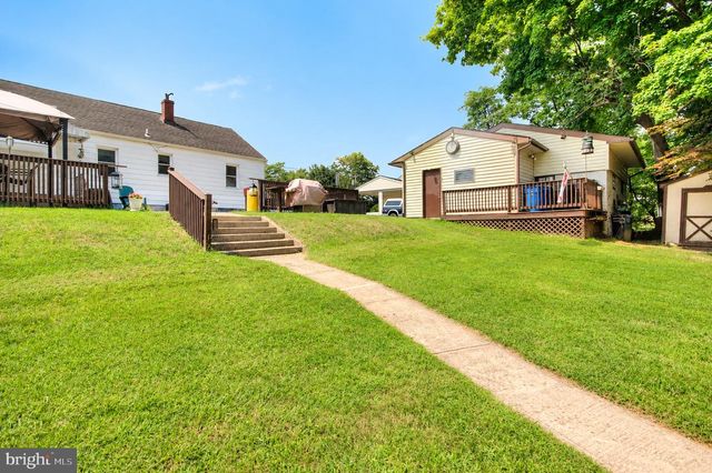 478 CENTER ST, Sewell, NJ 08080