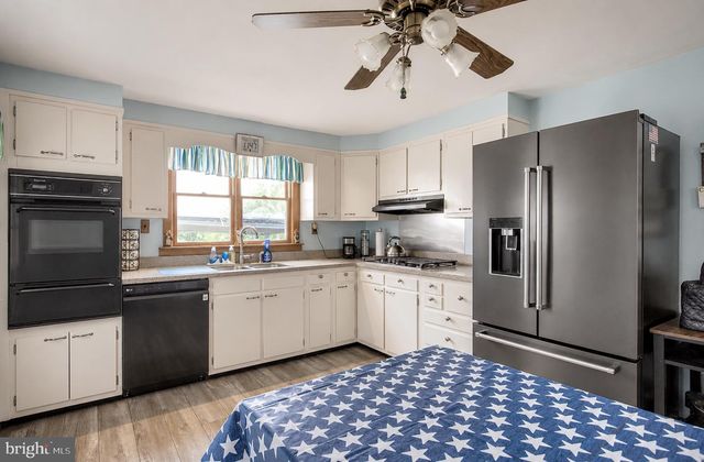 478 CENTER ST, Sewell, NJ 08080