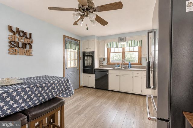 478 CENTER ST, Sewell, NJ 08080