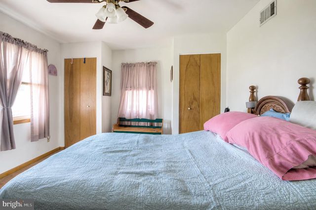 478 CENTER ST, Sewell, NJ 08080