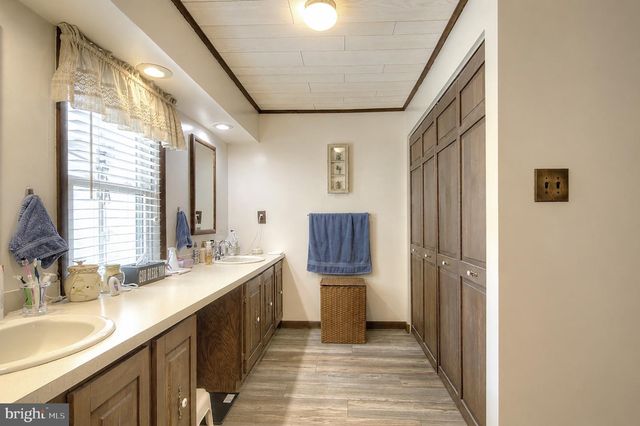 478 CENTER ST, Sewell, NJ 08080