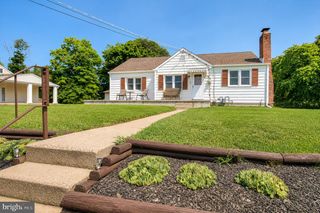 478 CENTER ST, Sewell, NJ 08080
