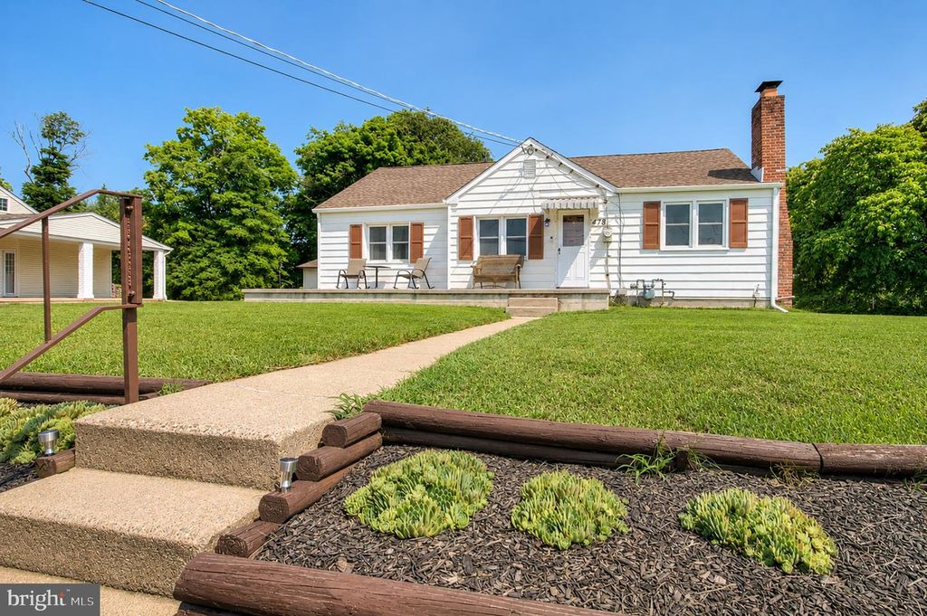 478 CENTER ST, Sewell, NJ 08080