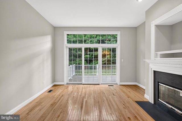 54 OLD BARN DR, West Chester, PA 19382