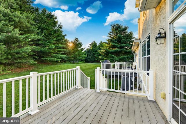 54 OLD BARN DR, West Chester, PA 19382